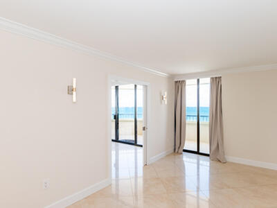 5070 N Ocean Drive, Singer Island, FL 33404