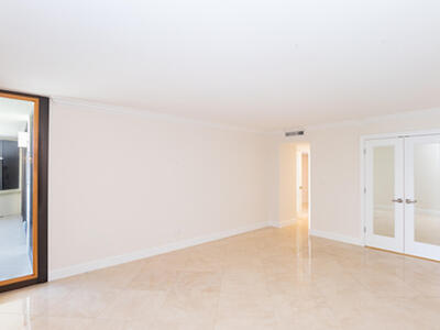 5070 N Ocean Drive, Singer Island, FL 33404