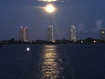 5070 N Ocean Drive, Singer Island, FL 33404