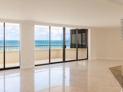 5070 N Ocean Drive, Singer Island, FL 33404