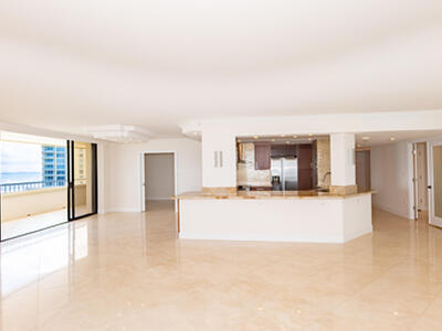 5070 N Ocean Drive, Singer Island, FL 33404