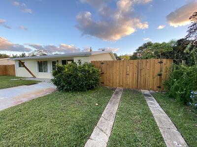 124 NW 9th Street, Boca Raton, FL 33432
