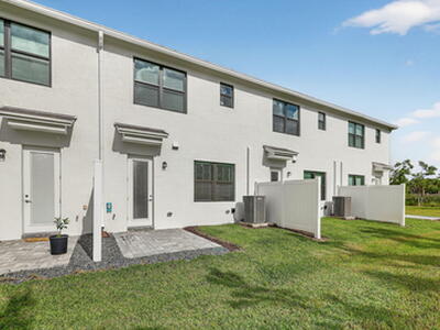 7596 SW Linus Lane, Stuart, FL 34997