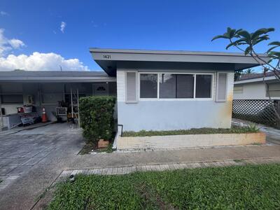 1421 SE 2nd Street, Deerfield Beach, FL 33441
