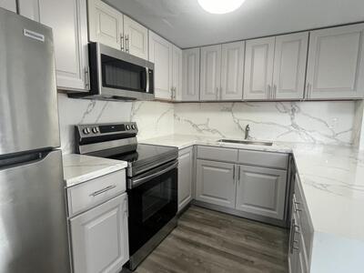 1421 SE 2nd Street, Deerfield Beach, FL 33441