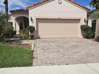 340 NW Breezy Point Loop, Port Saint Lucie, FL 34986
