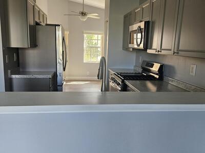 340 NW Breezy Point Loop, Port Saint Lucie, FL 34986