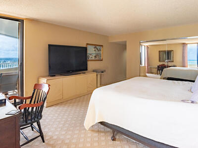 5080 N Ocean Drive, Singer Island, FL 33404