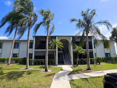 1005 Green Pine Boulevard