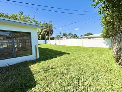 2201 NE 5th Avenue, Boca Raton, FL 33431