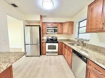 2201 NE 5th Avenue, Boca Raton, FL 33431