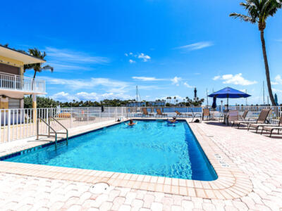 2508 Bay Drive, Pompano Beach, FL 33062