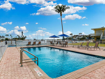 2508 Bay Drive, Pompano Beach, FL 33062