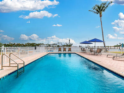 2508 Bay Drive, Pompano Beach, FL 33062