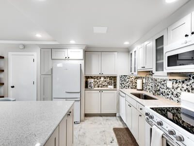 2508 Bay Drive, Pompano Beach, FL 33062