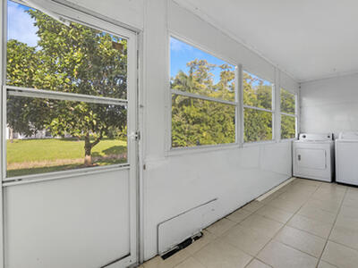 541 Saxony L, Delray Beach, FL 33446