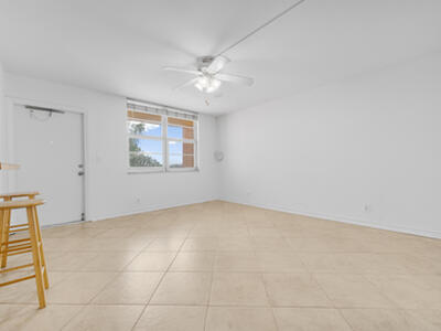 2400 NE 10th Street, Pompano Beach, FL 33062