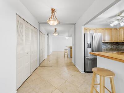 2400 NE 10th Street, Pompano Beach, FL 33062