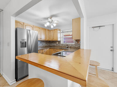 2400 NE 10th Street, Pompano Beach, FL 33062