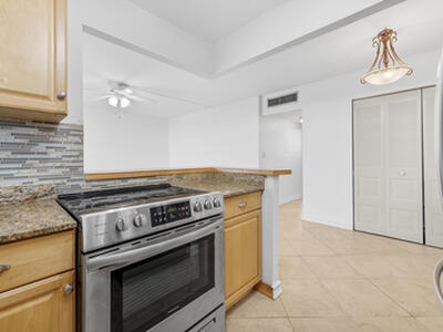 2400 NE 10th Street, Pompano Beach, FL 33062