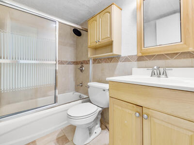 2400 NE 10th Street, Pompano Beach, FL 33062