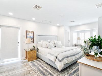 246 Elwa Place, West Palm Beach, FL 33405