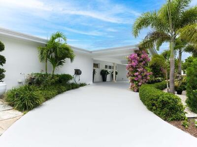 246 Elwa Place, West Palm Beach, FL 33405