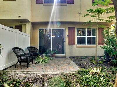 117 E Prive Circle, Delray Beach, FL 33445