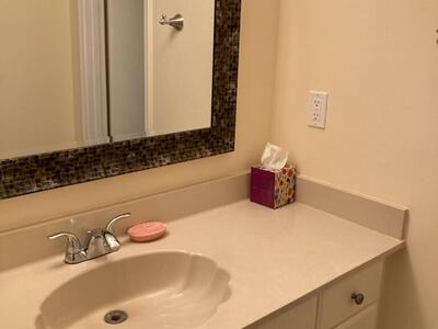 950 S Kanner Highway, Stuart, FL 34994