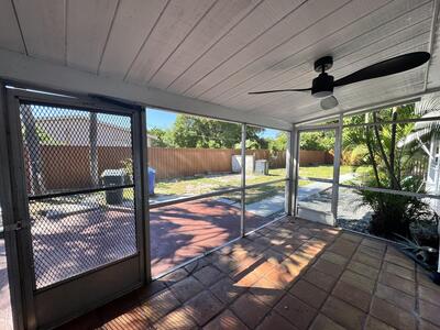 919 Laurel Drive, Lake Park, FL 33403