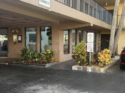 9370 SW 8th Street, Boca Raton, FL 33428