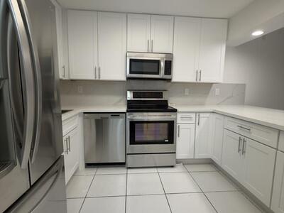 9370 SW 8th Street, Boca Raton, FL 33428