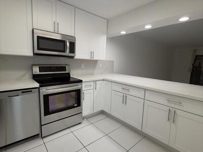 9370 SW 8th Street, Boca Raton, FL 33428