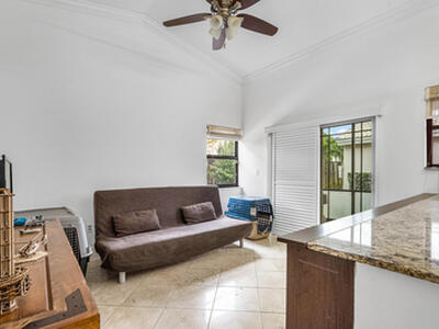 6100 Manchester Lane, Davie, FL 33331