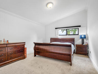 6100 Manchester Lane, Davie, FL 33331