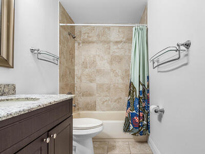 6100 Manchester Lane, Davie, FL 33331