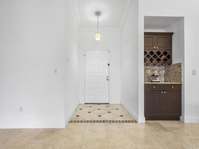 6100 Manchester Lane, Davie, FL 33331