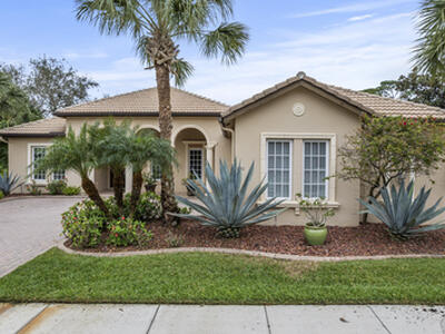 801 SW Classico Court, Port Saint Lucie, FL 34986