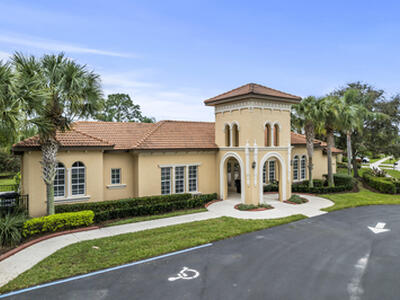 801 SW Classico Court, Port Saint Lucie, FL 34986