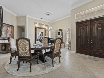 801 SW Classico Court, Port Saint Lucie, FL 34986