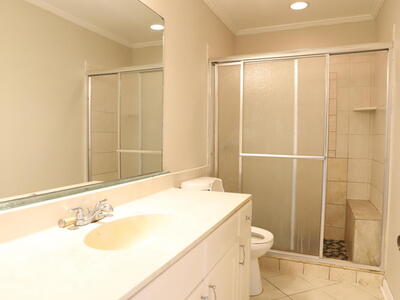 101 Shoreview Drive, Greenacres, FL 33463