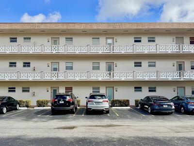 5181 W Oakland Park Boulevard, Lauderdale Lakes, FL 33313