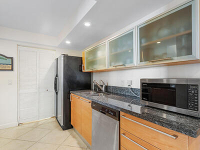 4200 S Ocean Boulevard, South Palm Beach, FL 33480