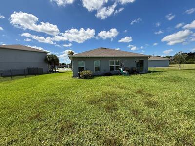 715 E Pomegranate Place, Fort Pierce, FL 34981