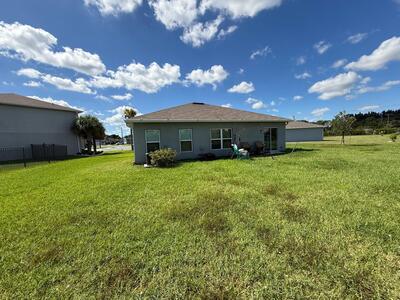 715 E Pomegranate Place, Fort Pierce, FL 34981