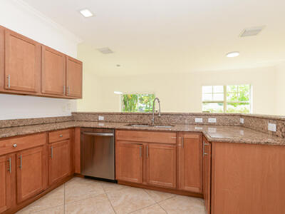 3929 Sabal Way, Fort Pierce, FL 34981