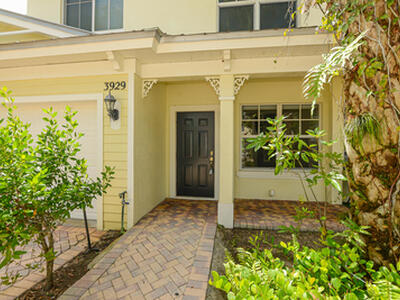 3929 Sabal Way, Fort Pierce, FL 34981