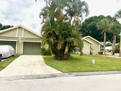 1567 SE Talbrook Court, Port Saint Lucie, FL 34952
