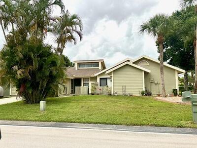 1567 SE Talbrook Court, Port Saint Lucie, FL 34952