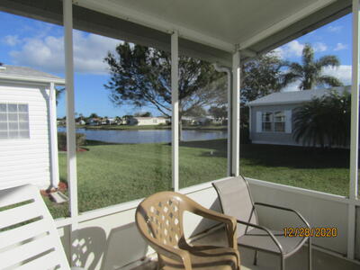 7940 Meadowlark Lane, Port Saint Lucie, FL 34952